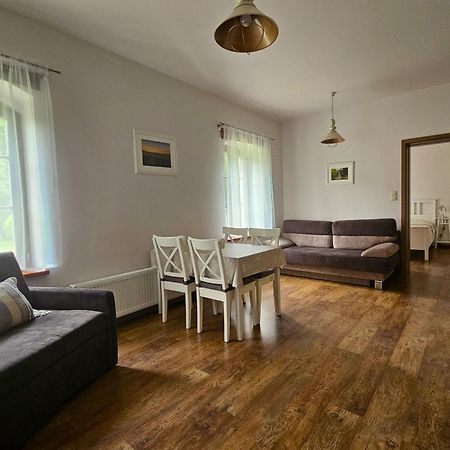 Gospodarstwo Nad Jeziorem Zalom  Exterior foto