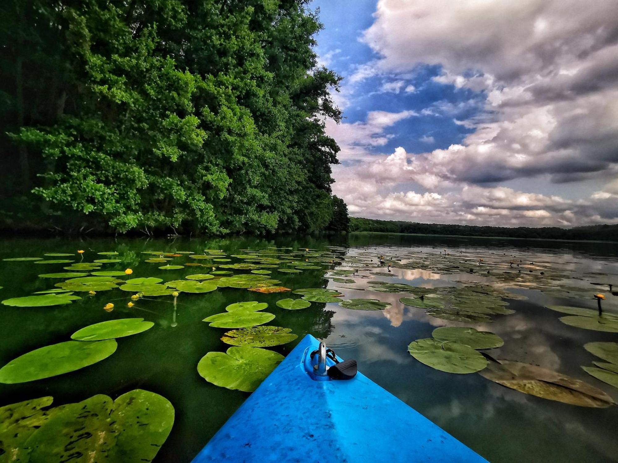 Gospodarstwo Nad Jeziorem Zalom  Exterior foto