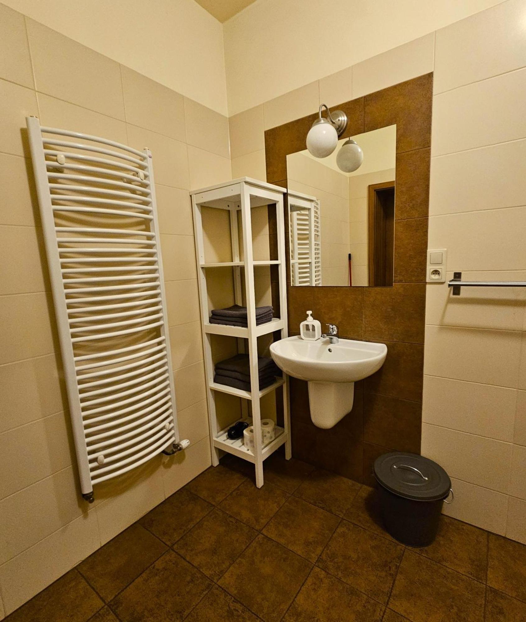 Gospodarstwo Nad Jeziorem Zalom  Exterior foto